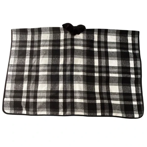 Black White Plaid Faux Fur Collar Single Button Closure Shawl Womens One Size - Picture 7 of 11